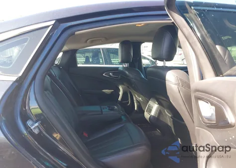 2017 Chrysler 200 Limited Platinum из США, поврежденный, VIN 1C3CCCAB3HN511792